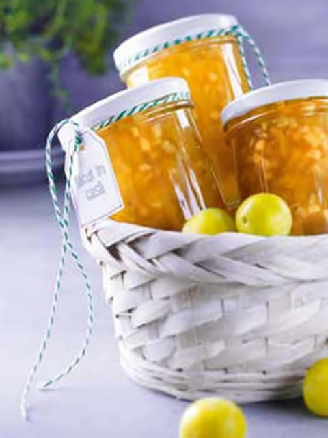 Zarzăre